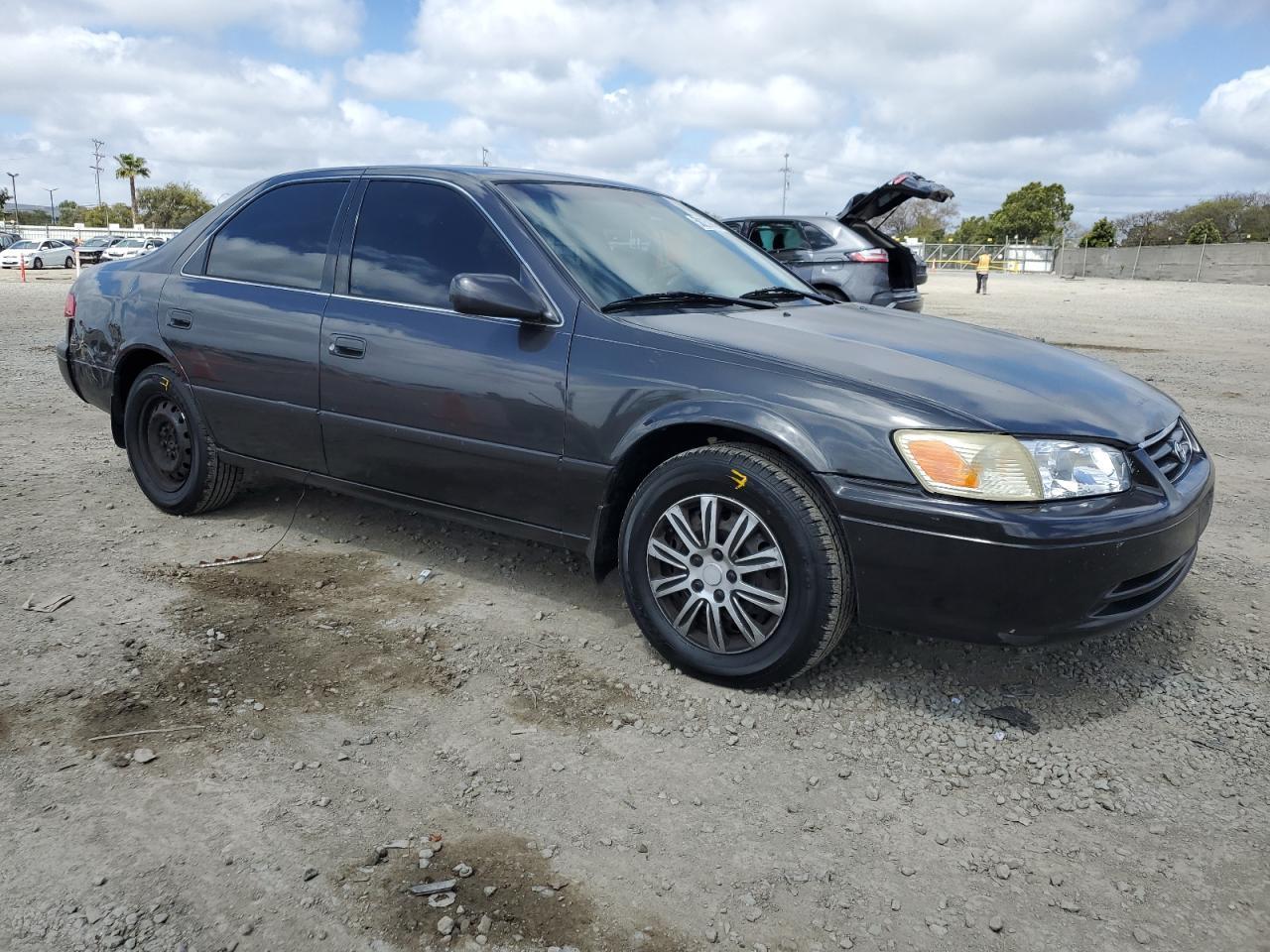 2000 TOYOTA CAMRY