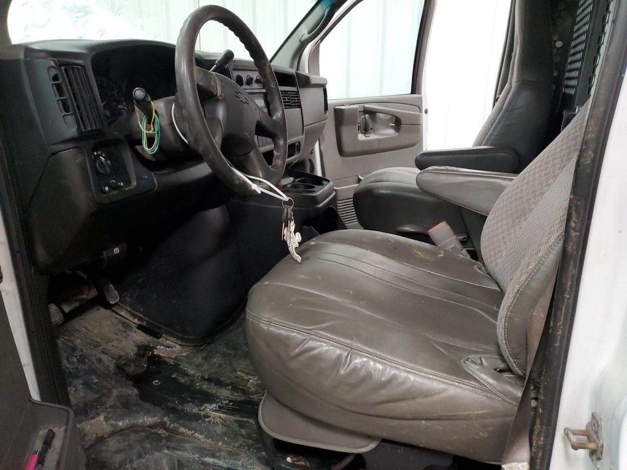2006 CHEVROLET EXPRESS 2500