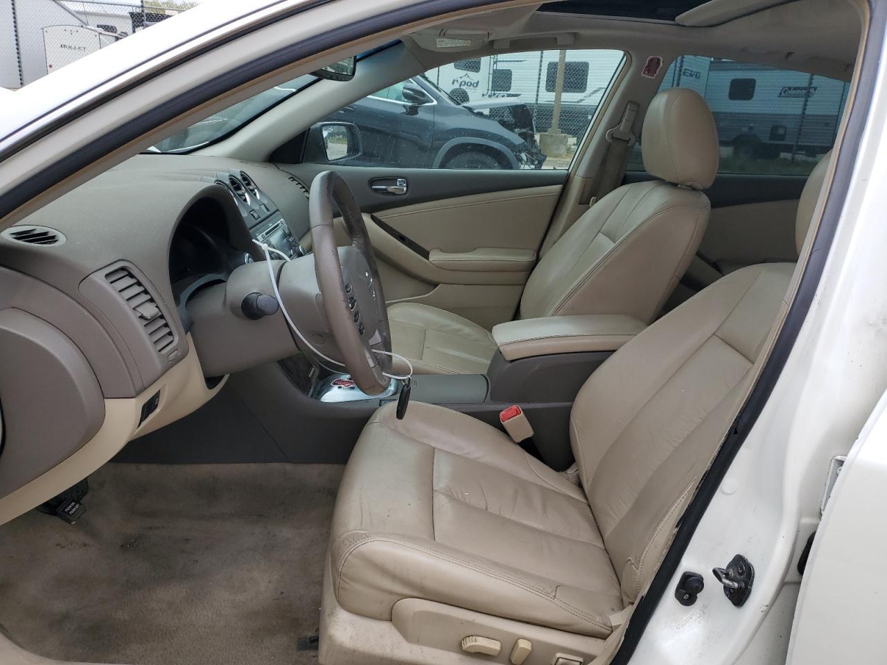 2010 NISSAN ALTIMA