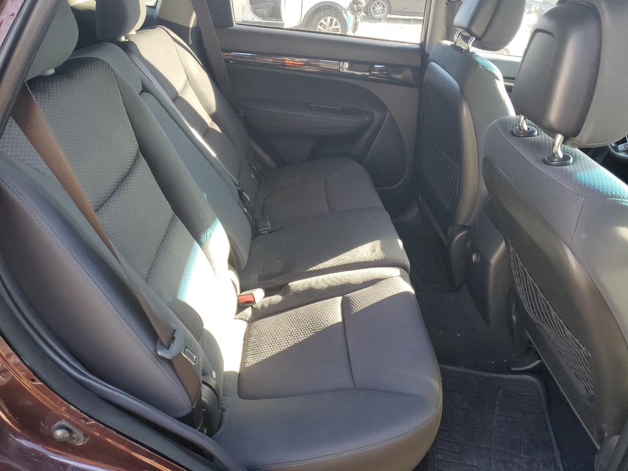 2011 KIA SORENTO