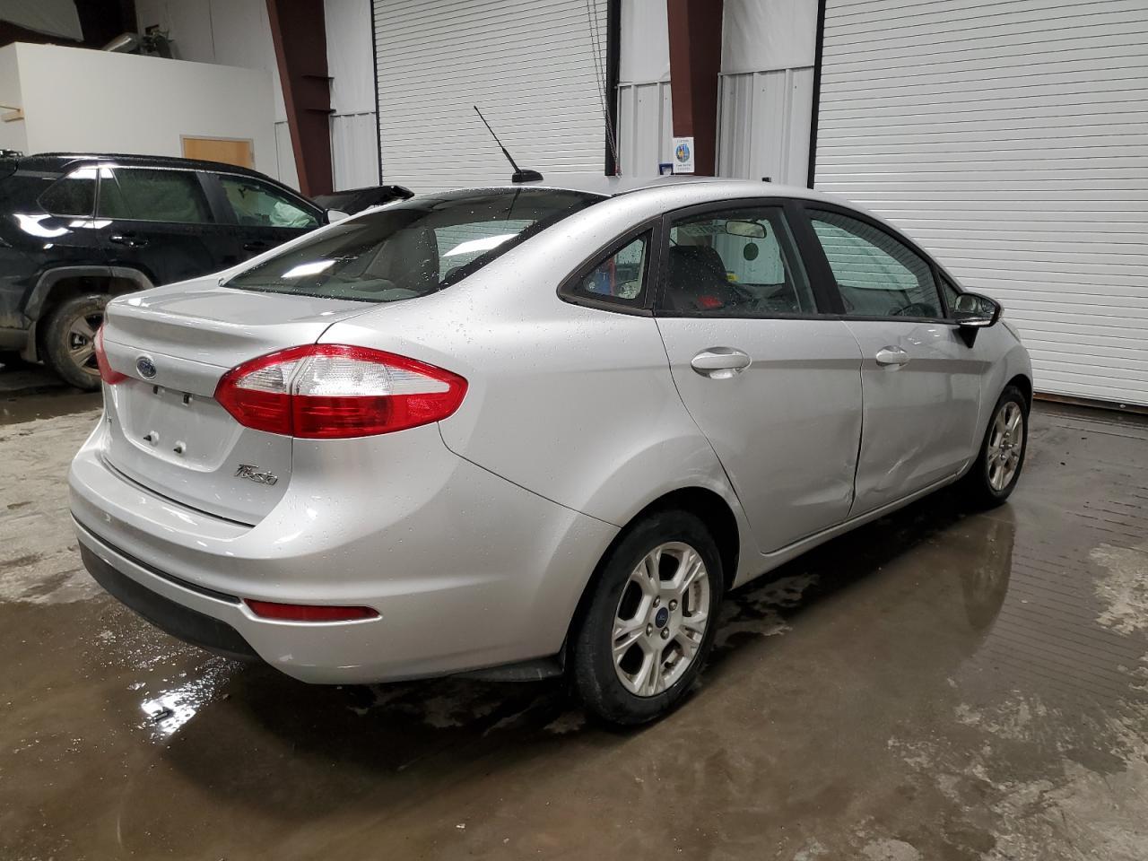 2015 FORD Fiesta