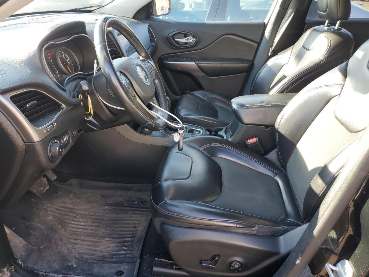 2019 JEEP CHEROKEE