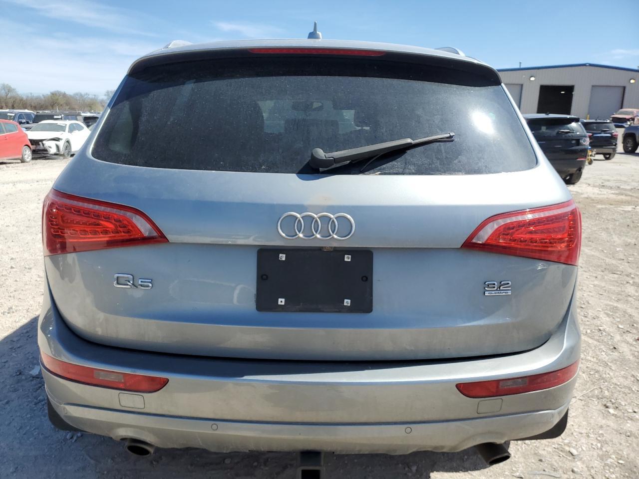 2009 AUDI Q5