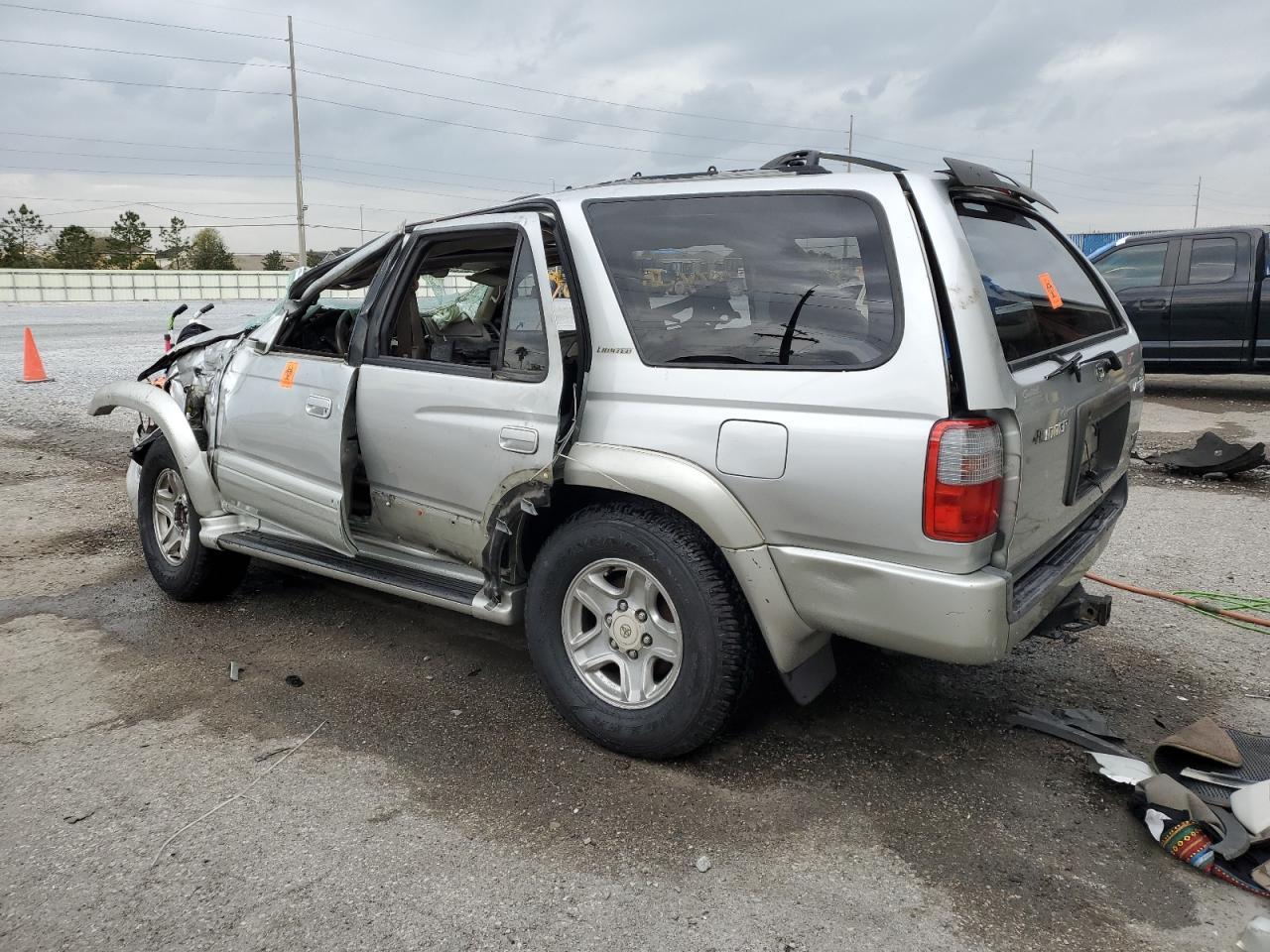 2000 TOYOTA 4Runner