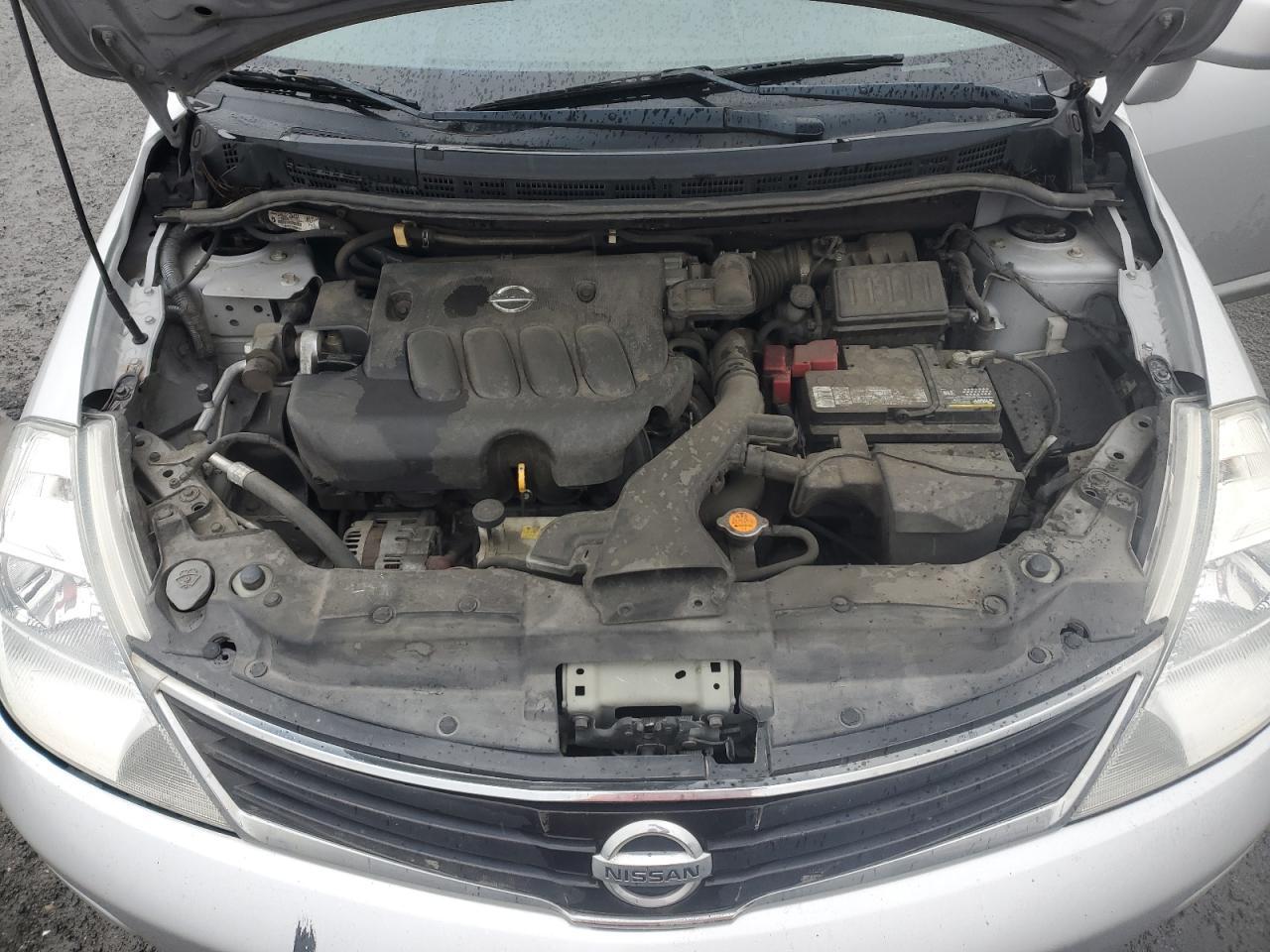 2011 NISSAN VERSA