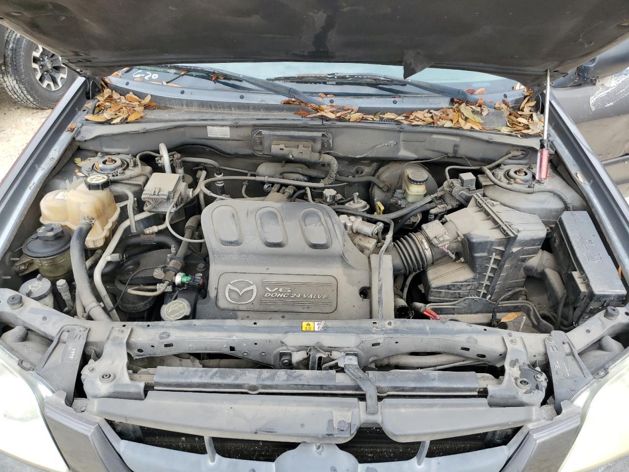 2004 MAZDA Tribute