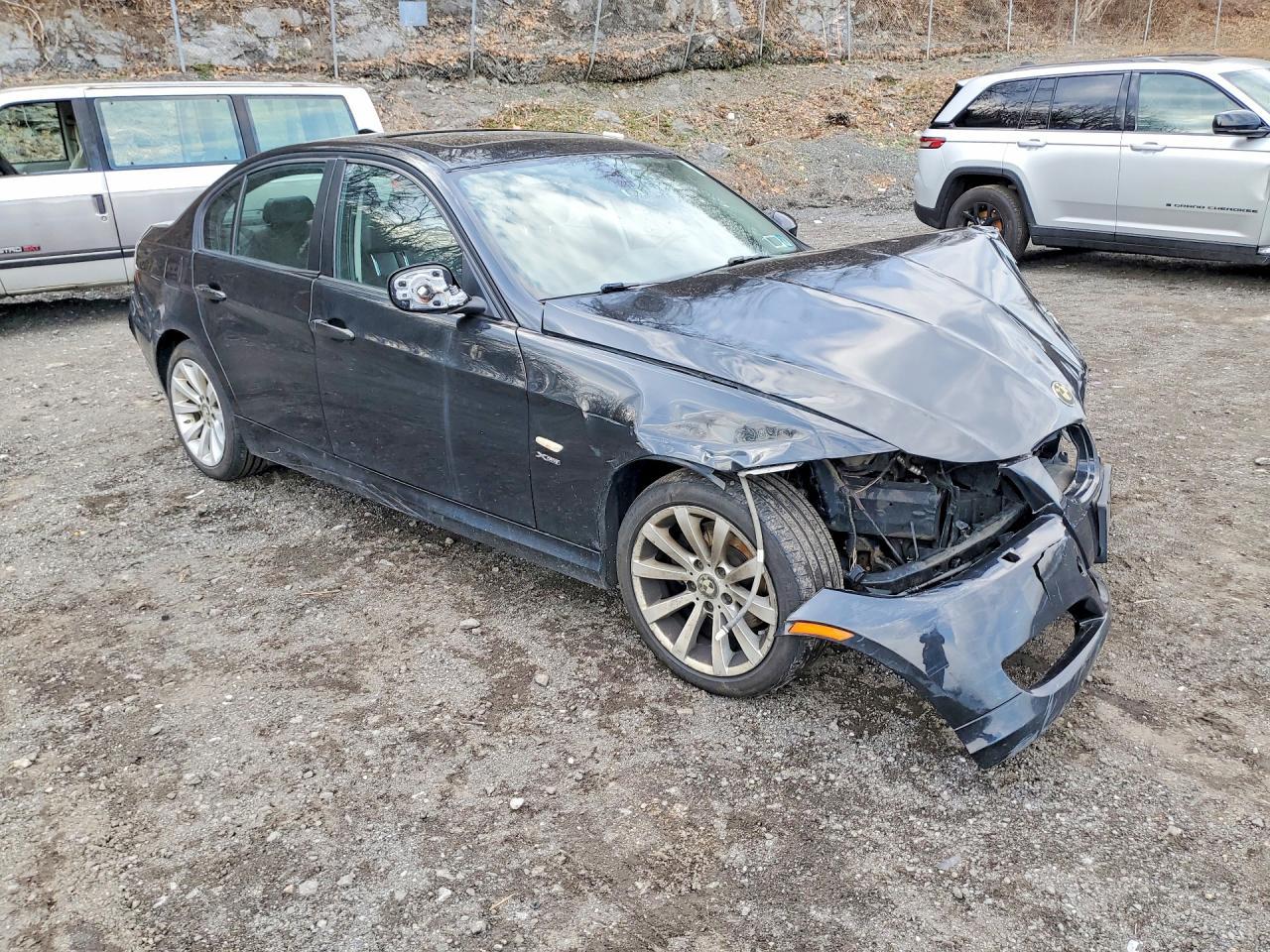2011 BMW 3 SERIES