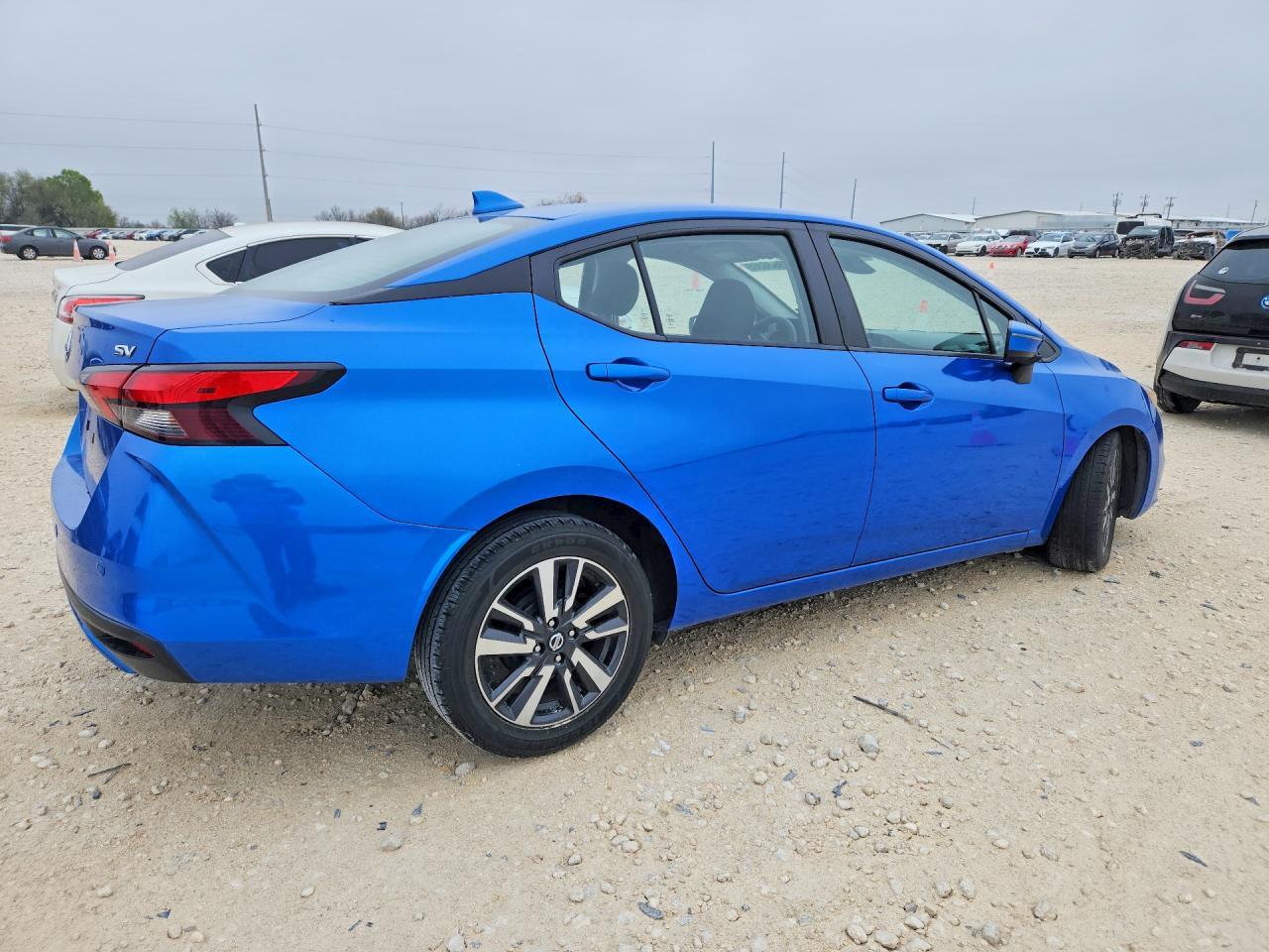 2021 NISSAN VERSA
