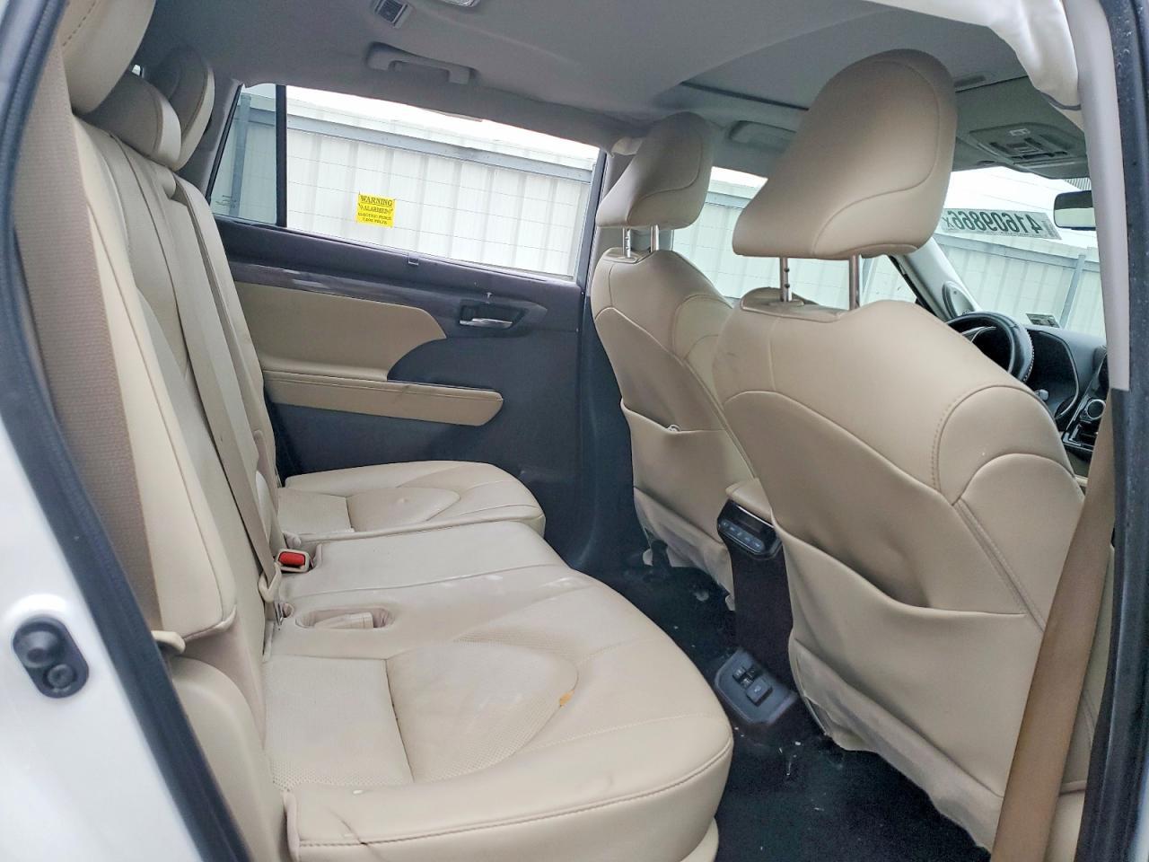 2021 TOYOTA HIGHLANDER
