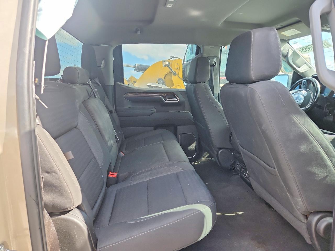 2023 GMC Sierra