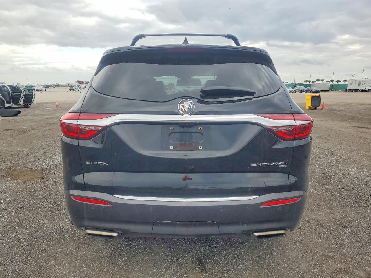 2018 BUICK ENCLAVE AVENIR