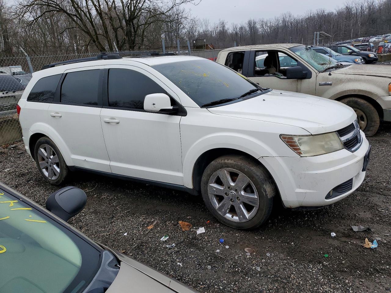 2009 DODGE JOURNEY