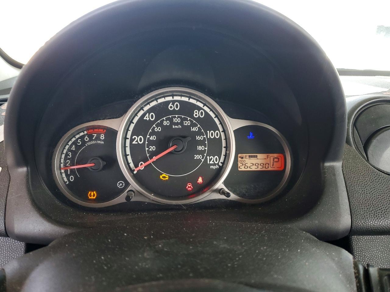 2014 MAZDA 2