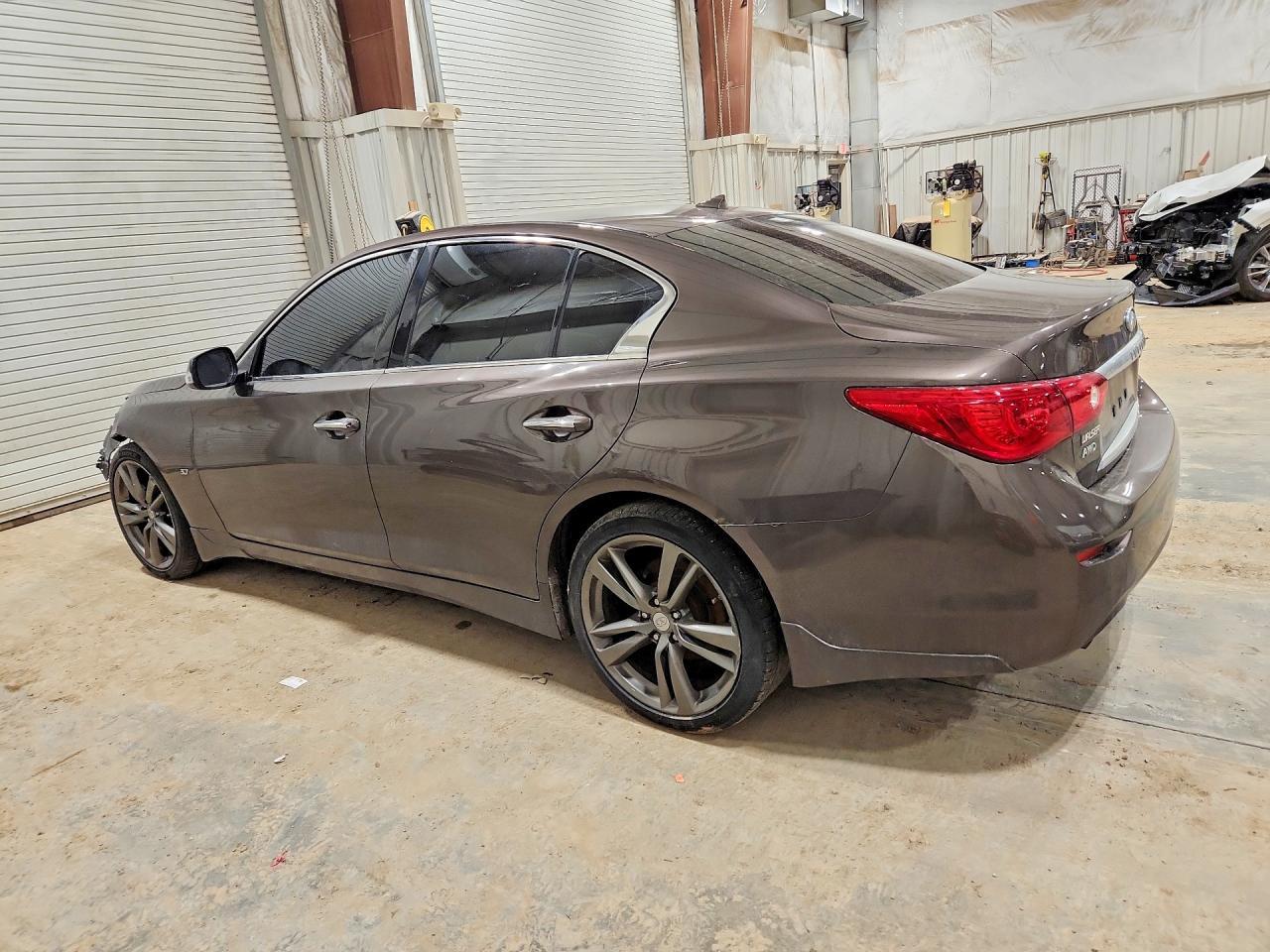 2015 INFINITI Q50