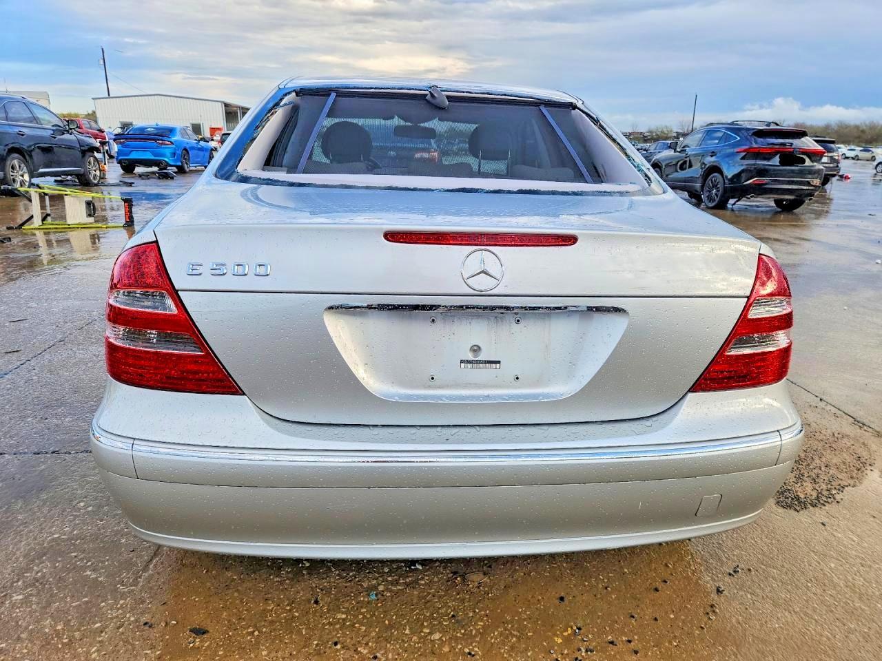 2005 MERCEDES-BENZ E-Class