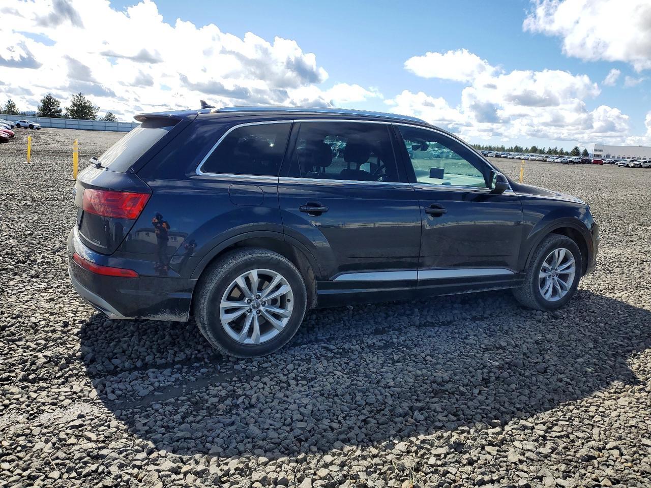 2017 AUDI Q7