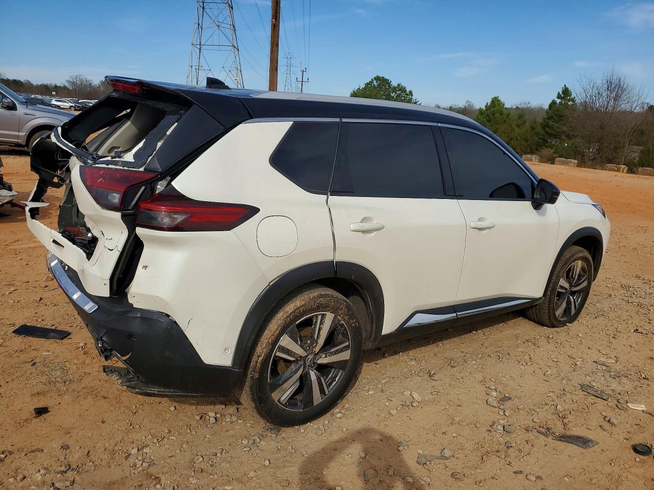 2022 NISSAN ROGUE