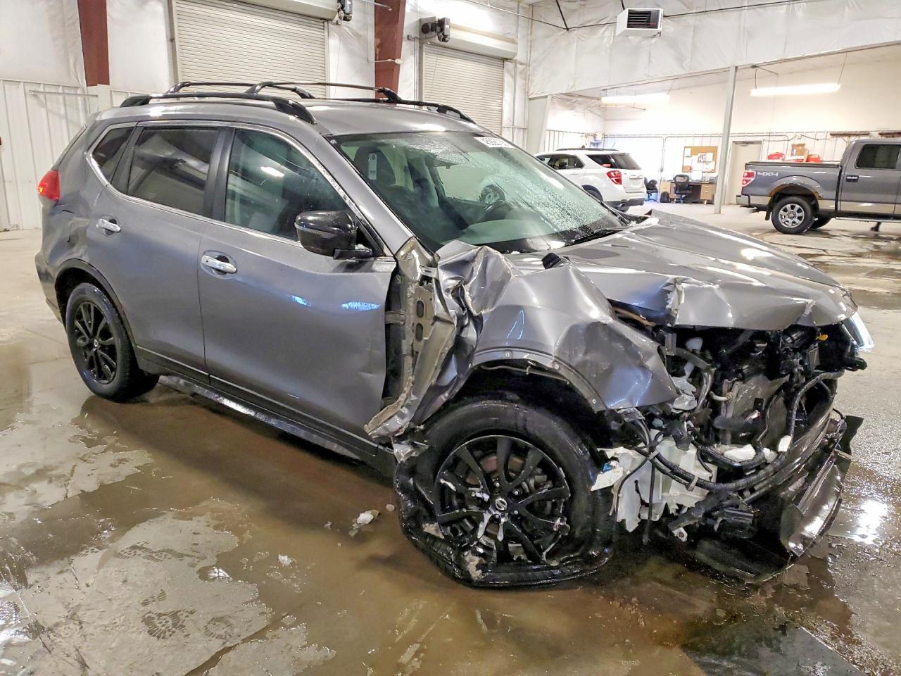 2018 NISSAN ROGUE