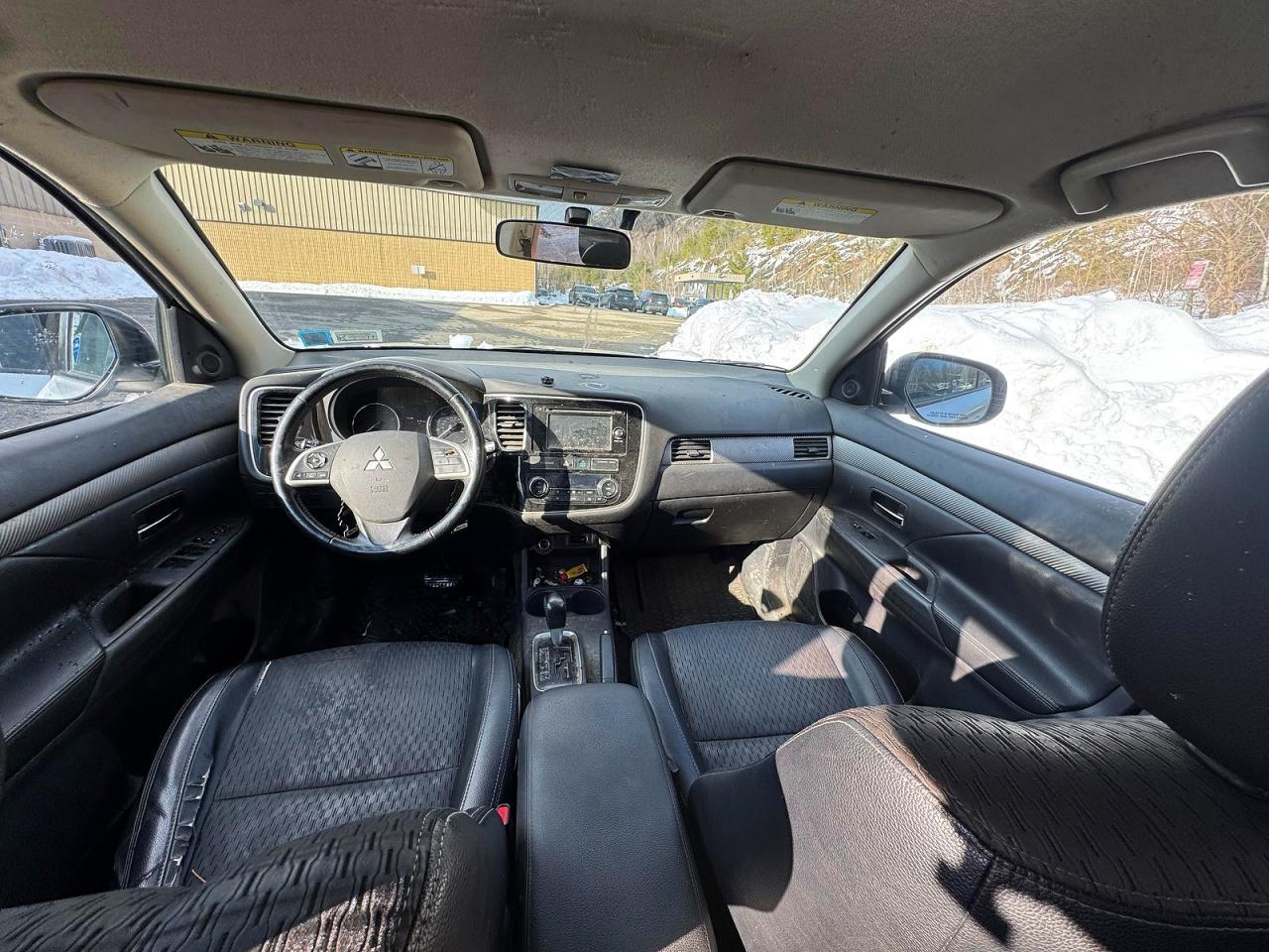 2015 MITSUBISHI outlander
