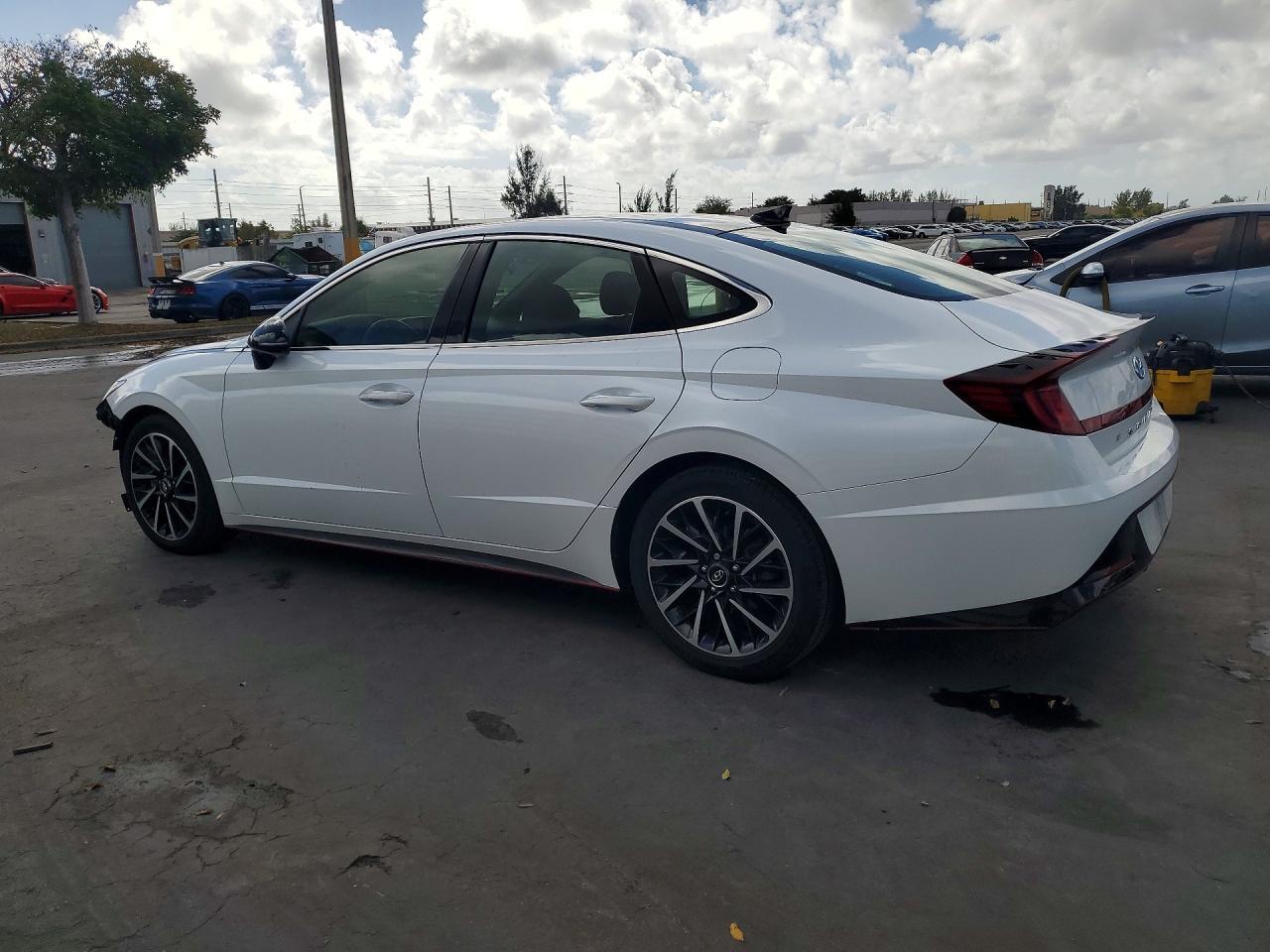 2020 HYUNDAI SONATA