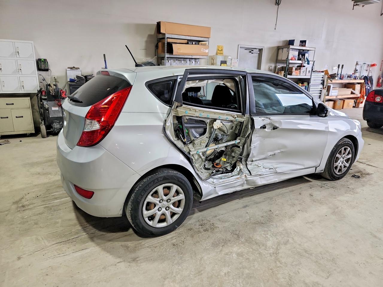 2013 HYUNDAI ACCENT