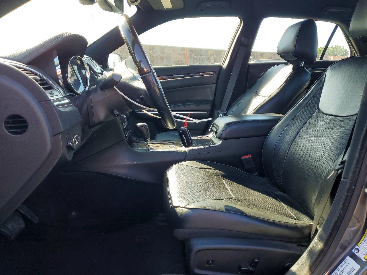 2014 CHRYSLER 300