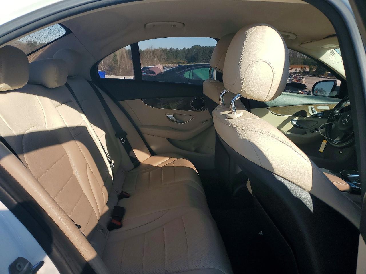 2016 MERCEDES-BENZ C-CLASS