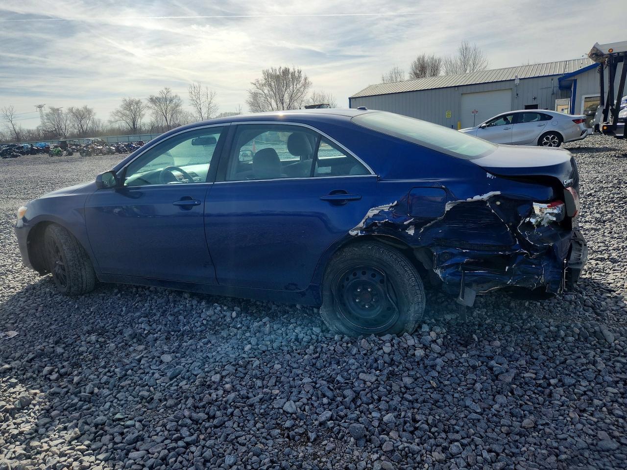2011 TOYOTA CAMRY