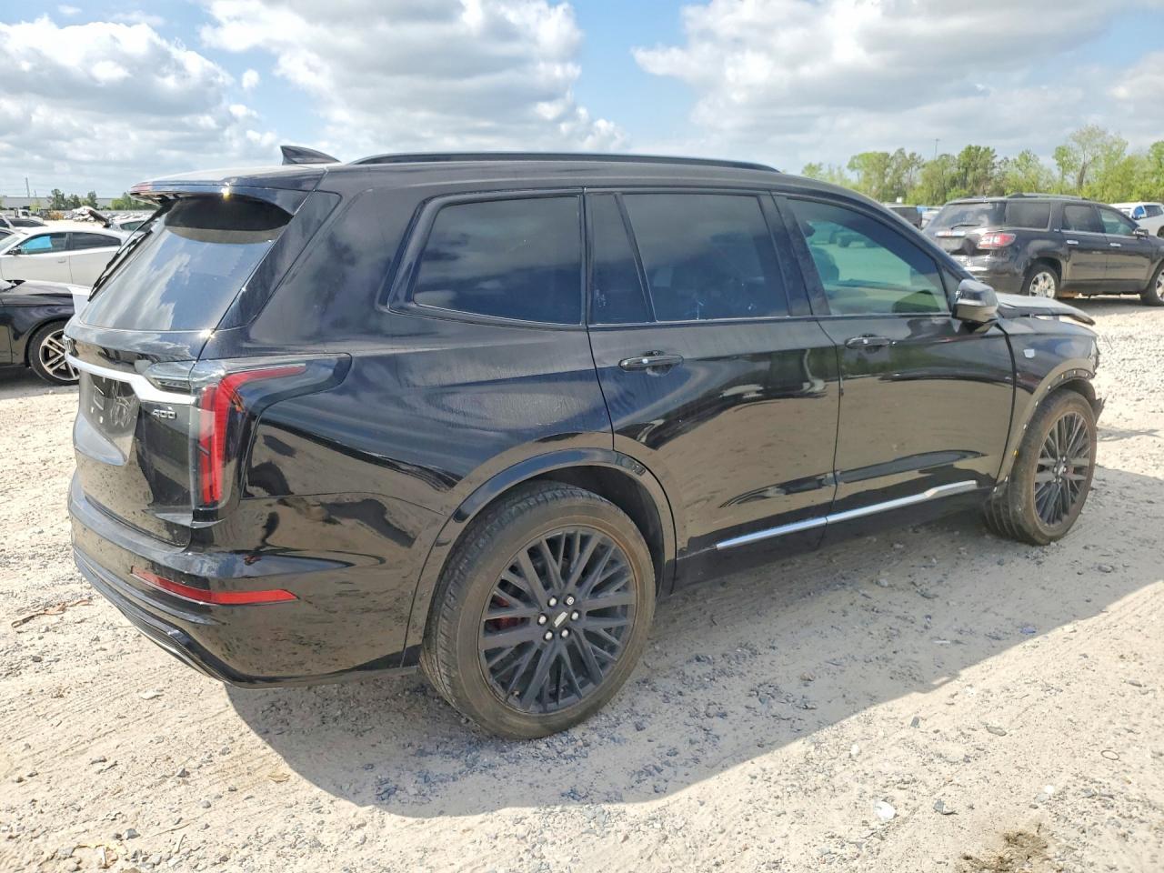 2024 CADILLAC XT6