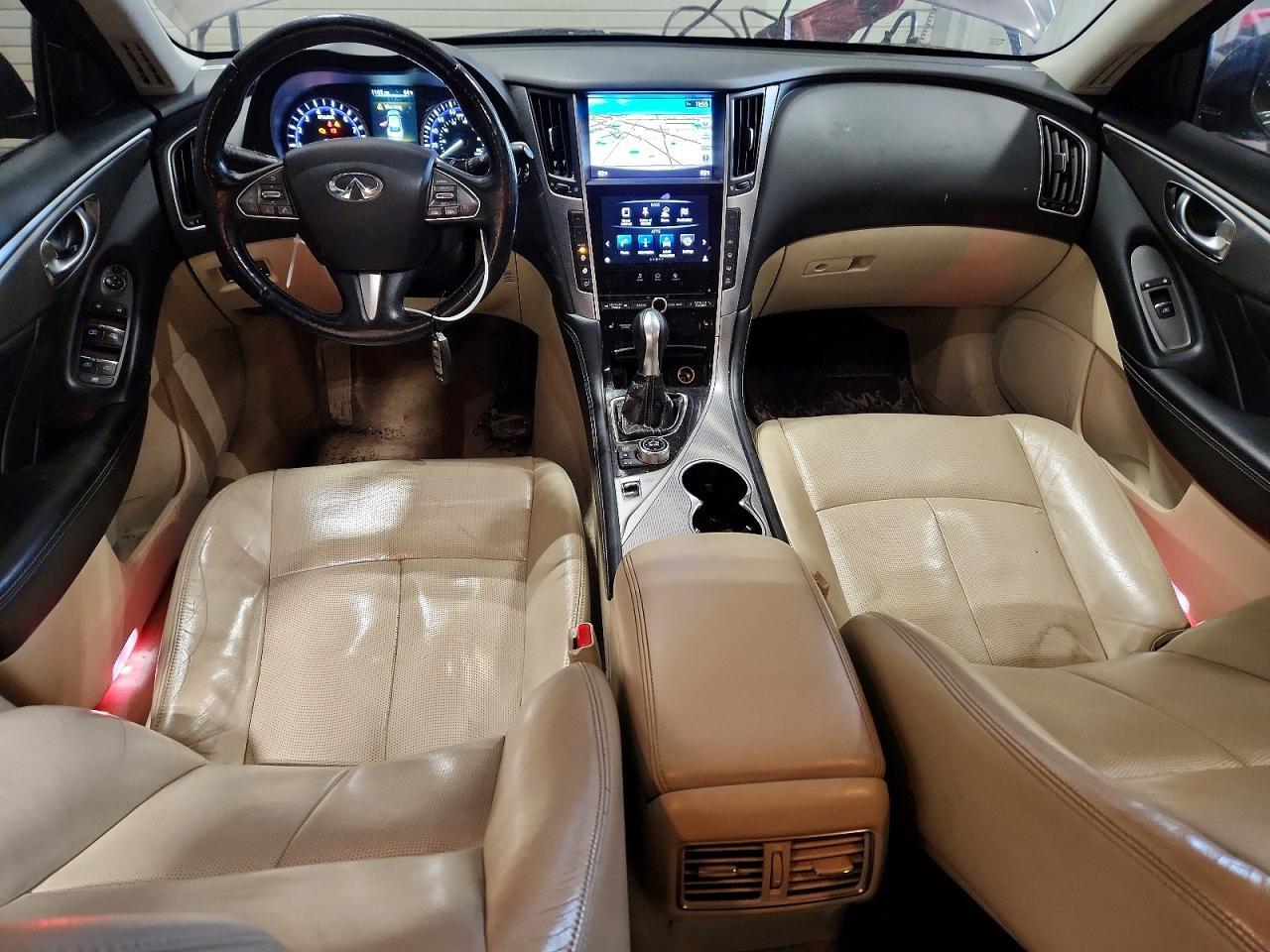 2015 INFINITI Q50