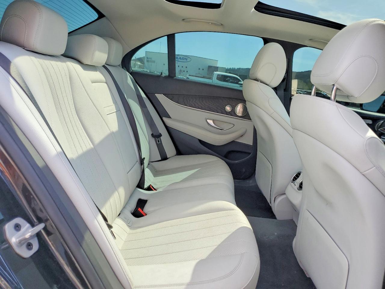 2021 MERCEDES-BENZ E-Class