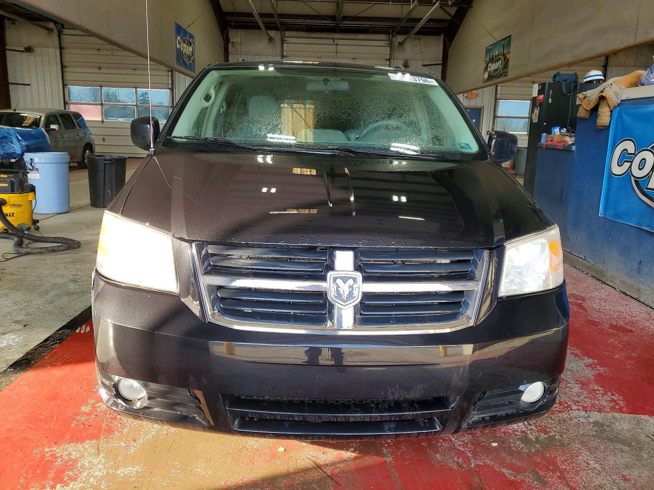2010 DODGE GRAND CARAVAN