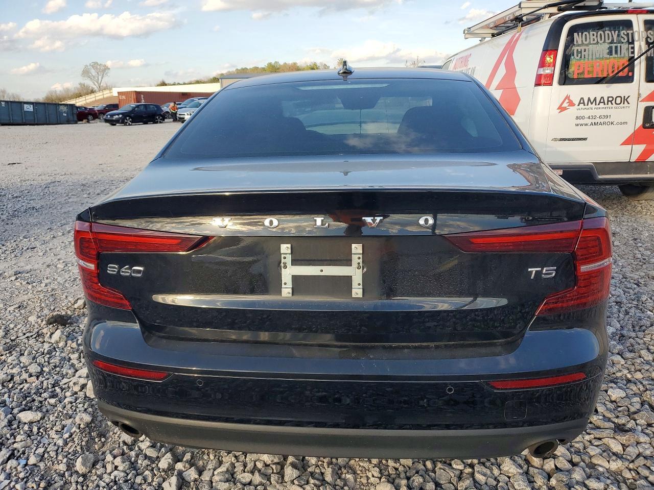 2020 VOLVO S60