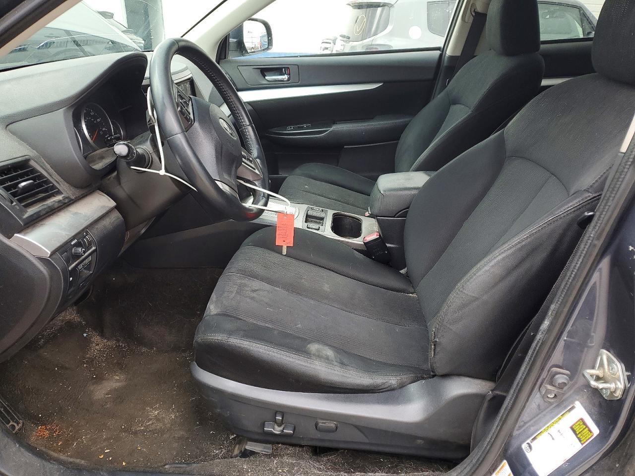 2014 SUBARU Outback