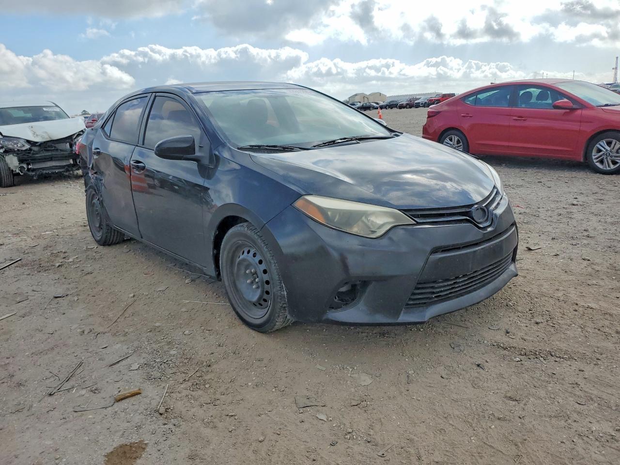 2015 TOYOTA COROLLA