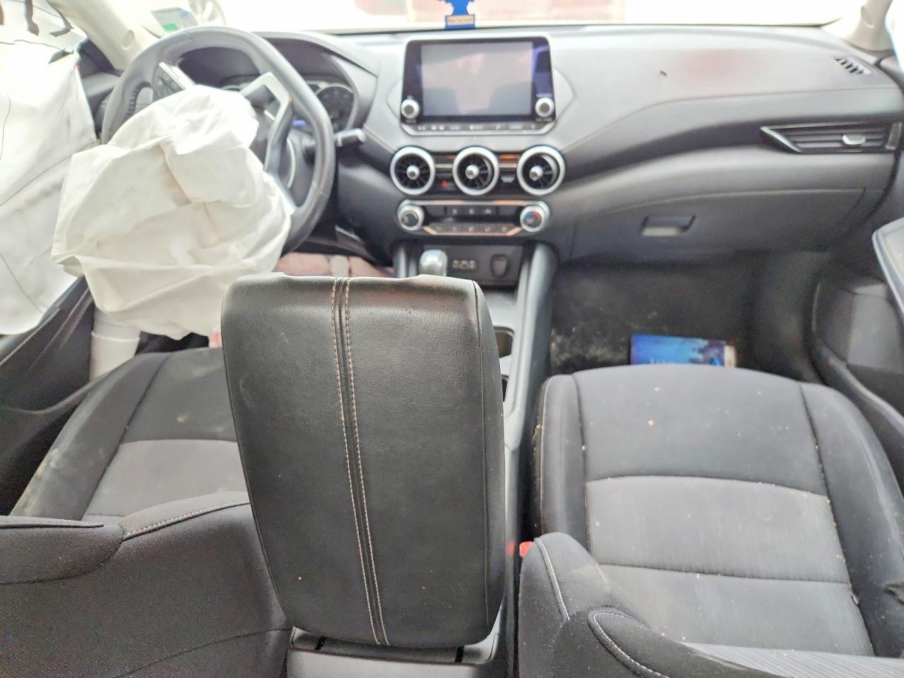 2022 NISSAN SENTRA