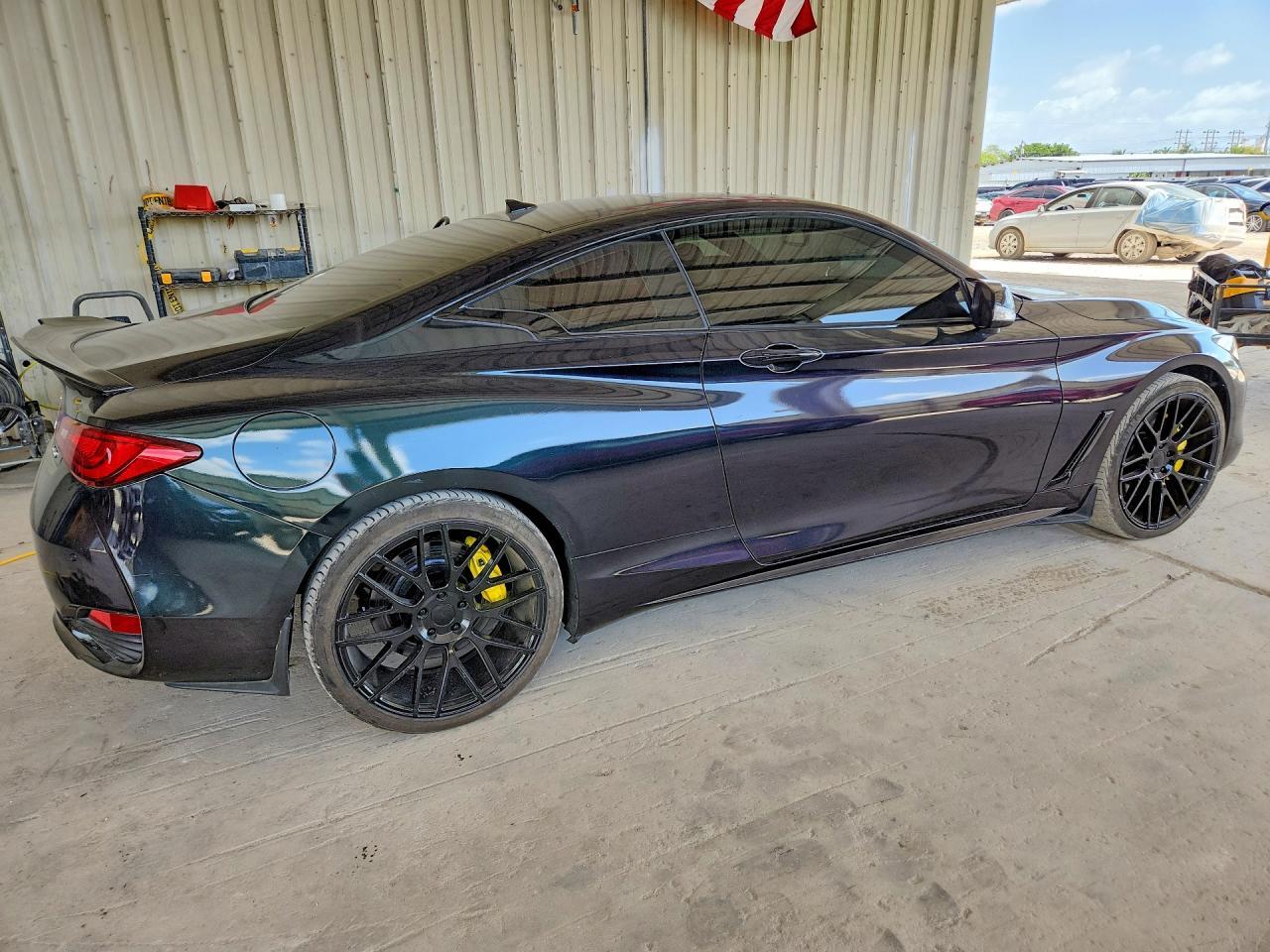 2017 INFINITI Q60
