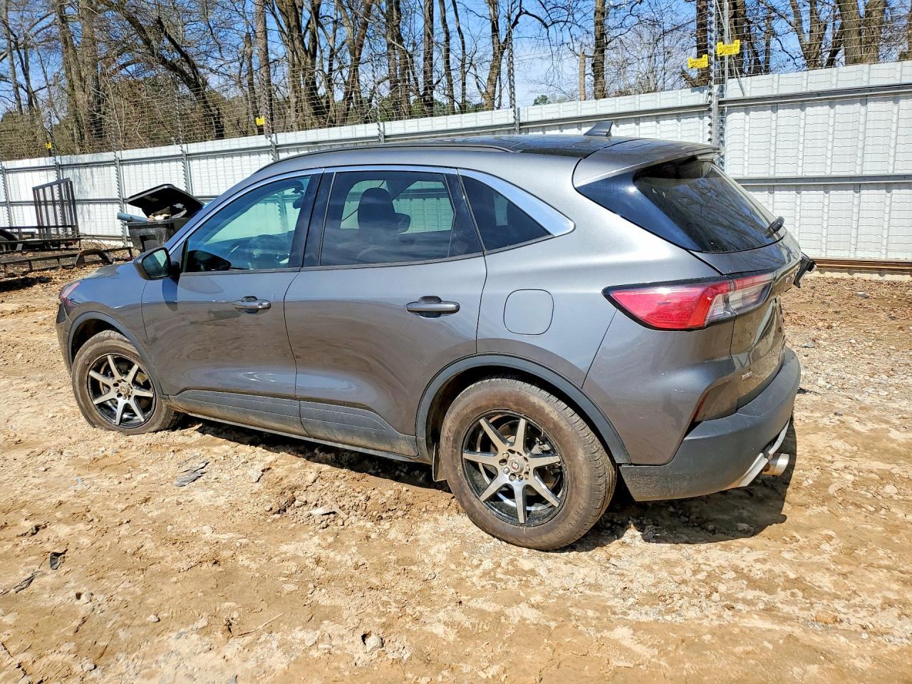 2022 FORD ESCAPE