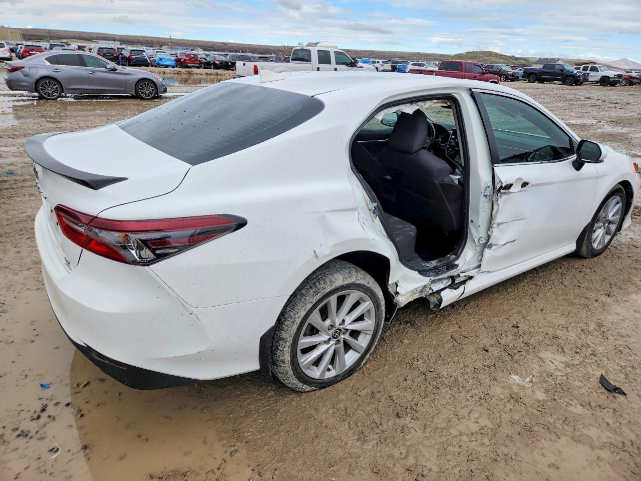 2022 TOYOTA CAMRY
