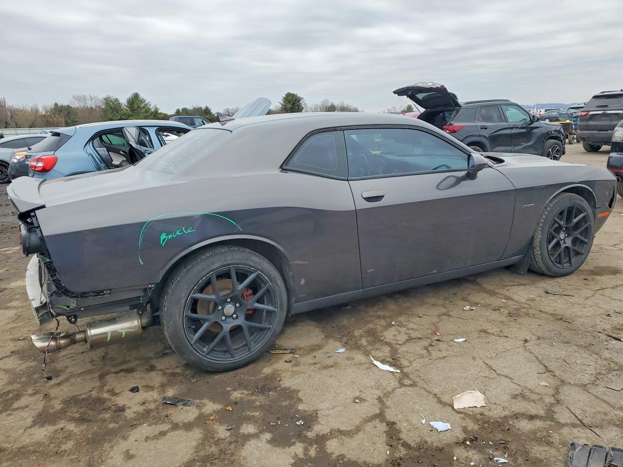 2015 DODGE Challenger
