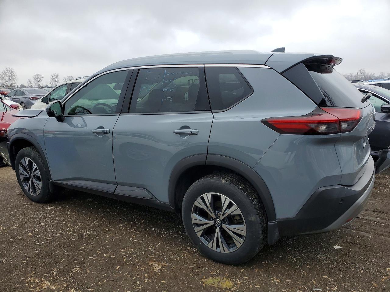 2021 NISSAN ROGUE
