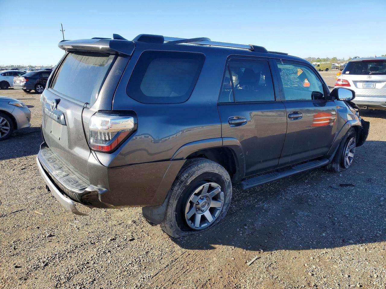 2016 TOYOTA 4Runner