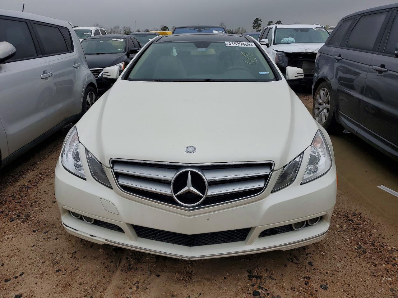 2011 MERCEDES-BENZ E-Class