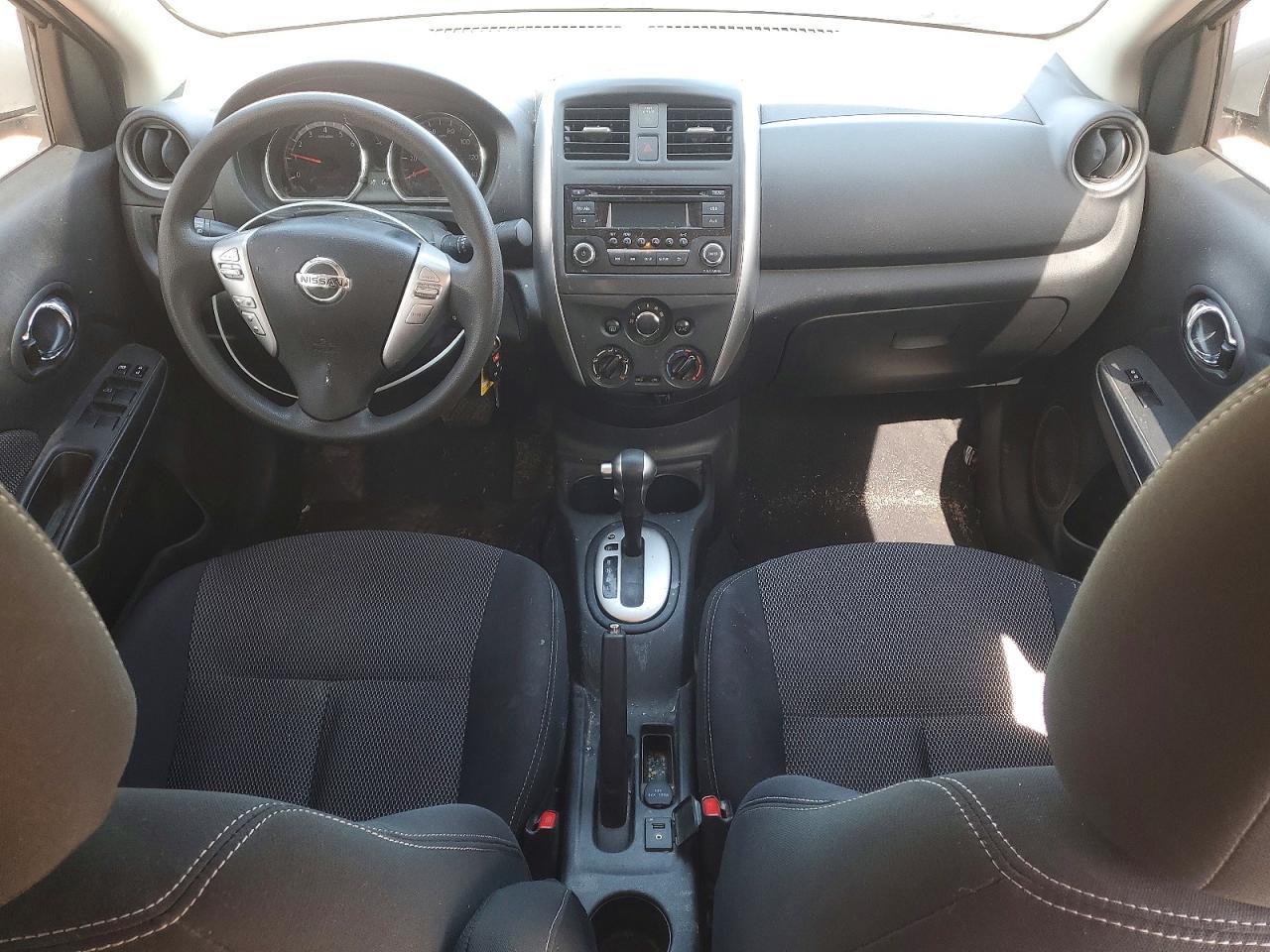 2015 NISSAN VERSA