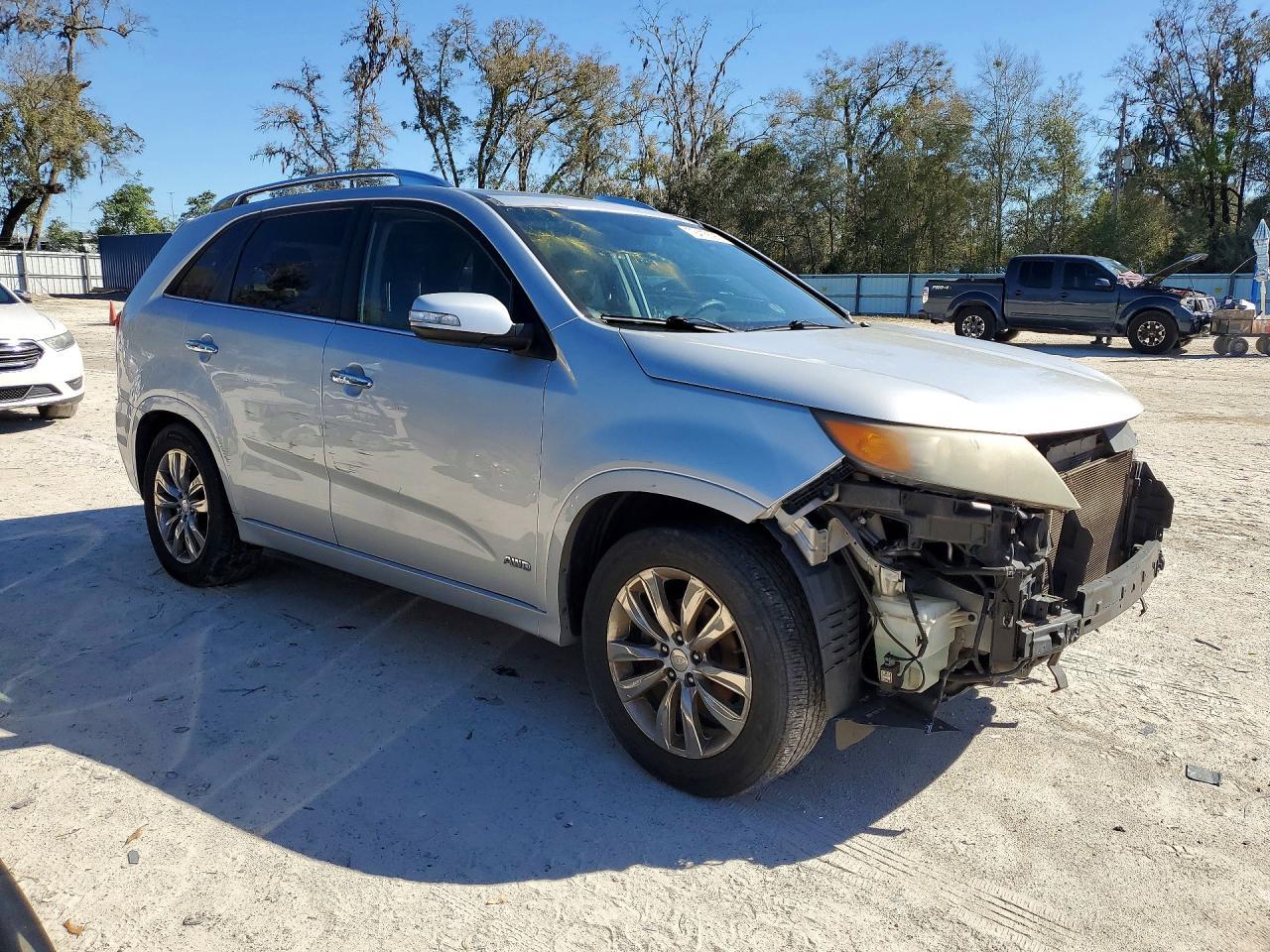 2011 KIA SORENTO