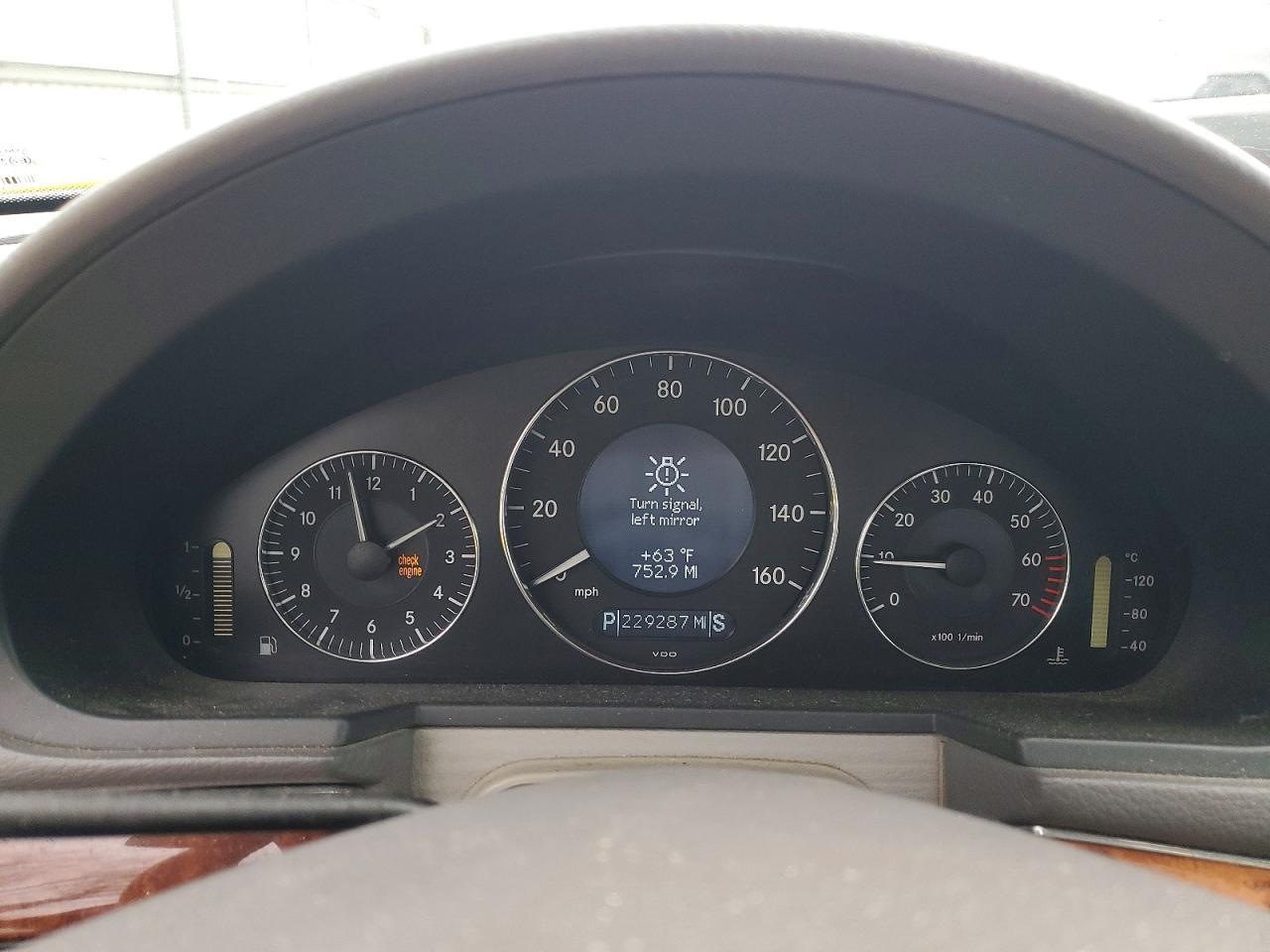 2005 MERCEDES-BENZ E-Class