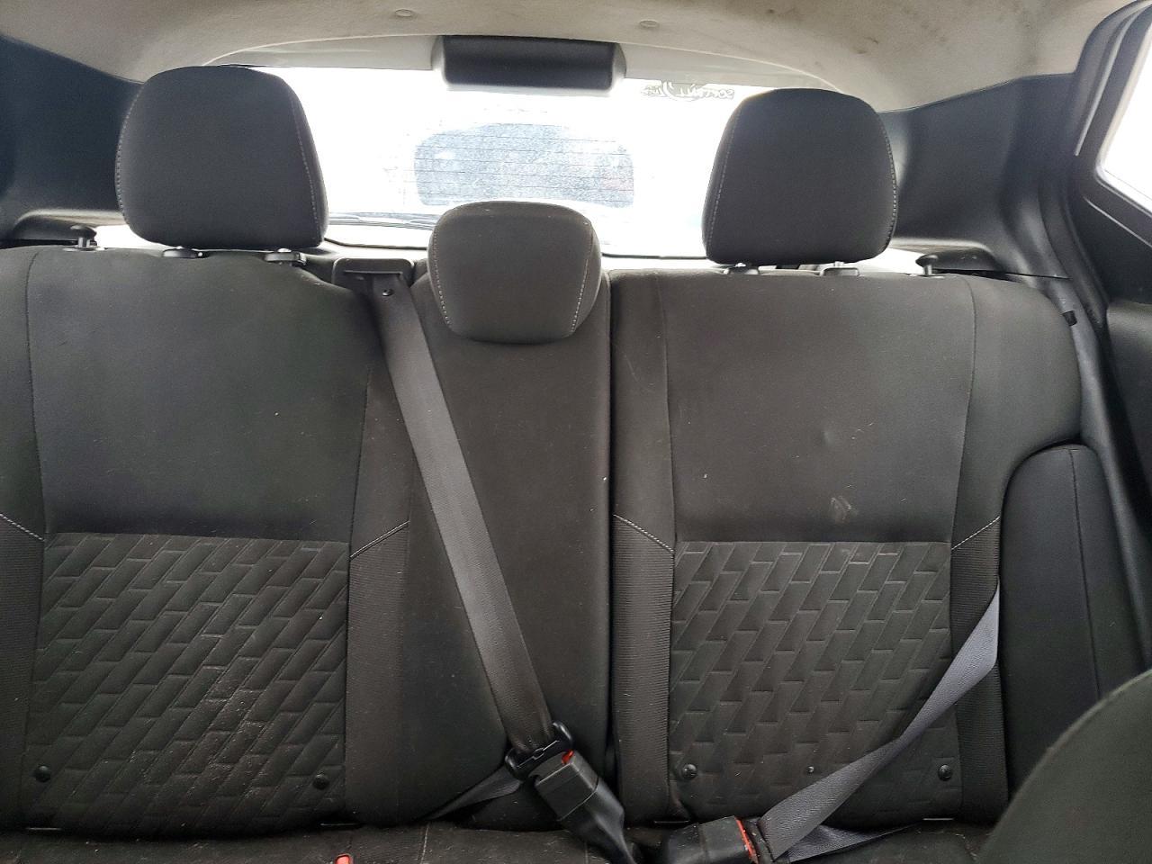 2021 NISSAN KICKS