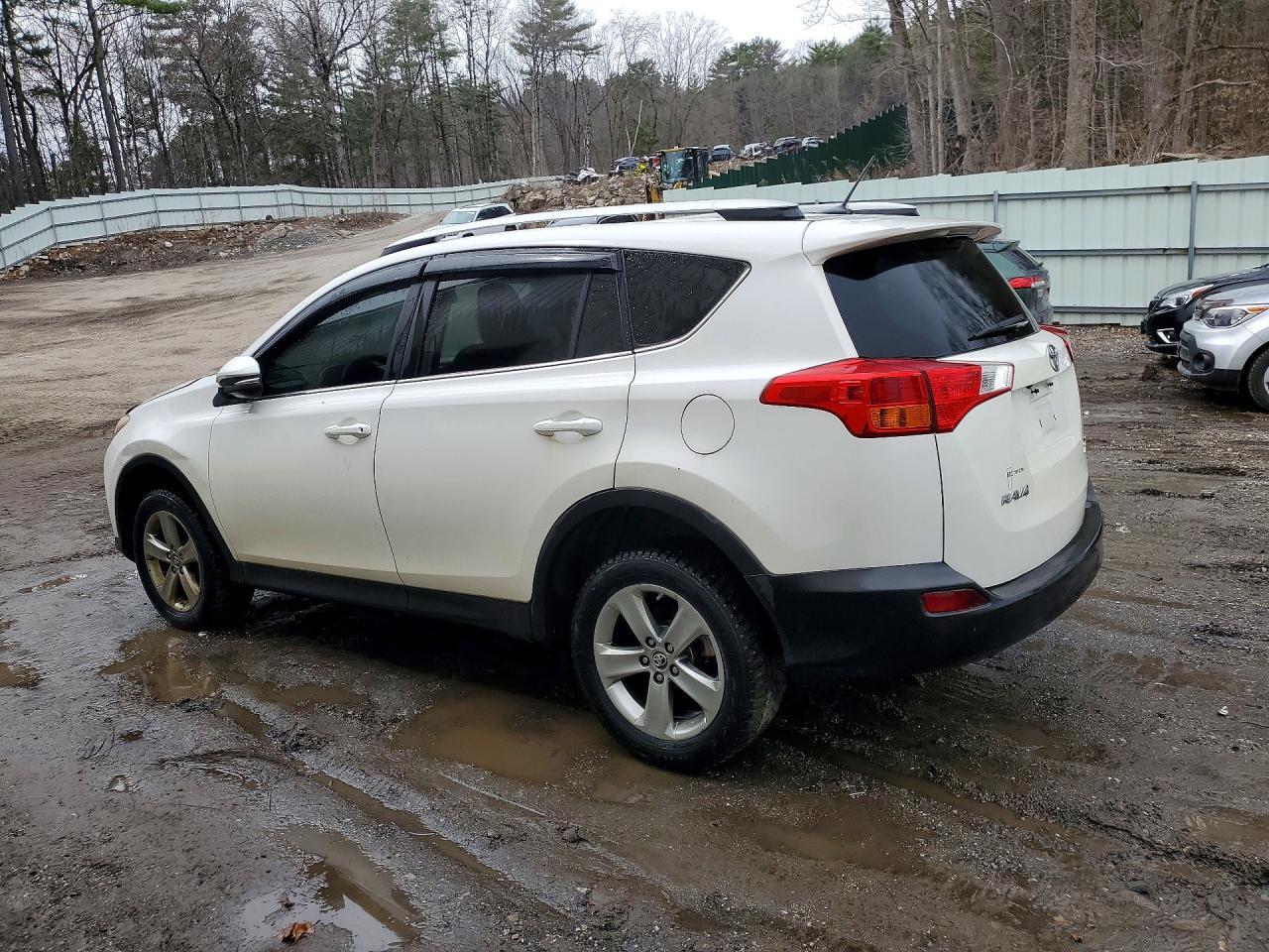 2015 TOYOTA RAV4