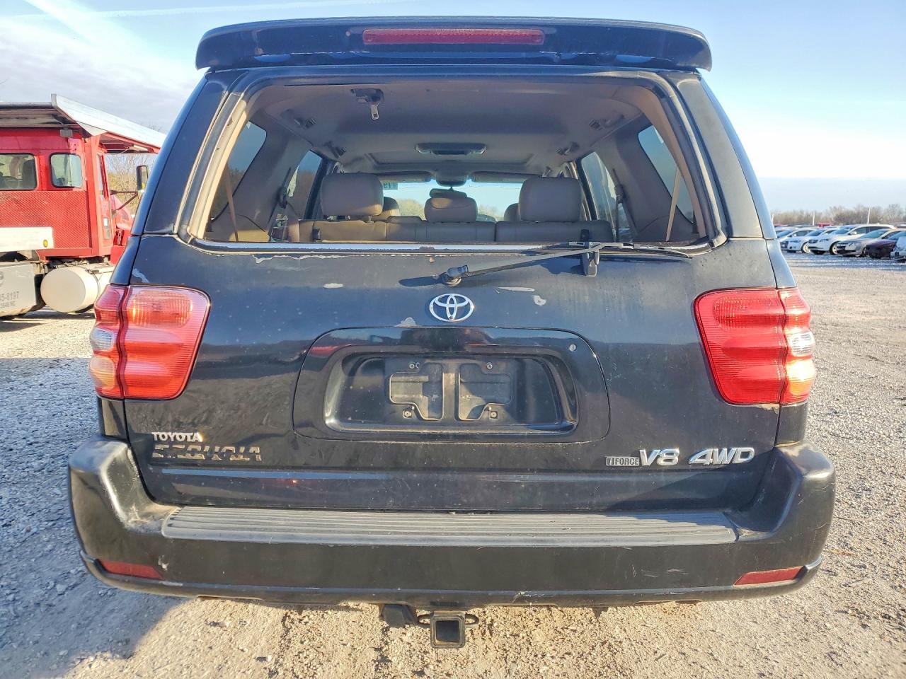 2003 TOYOTA Sequoia