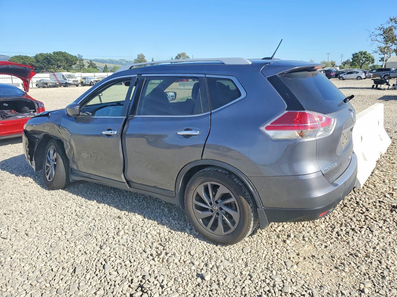 2016 NISSAN ROGUE
